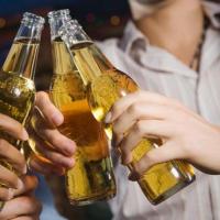 Причины алкоголизма. Почему люди пьют?